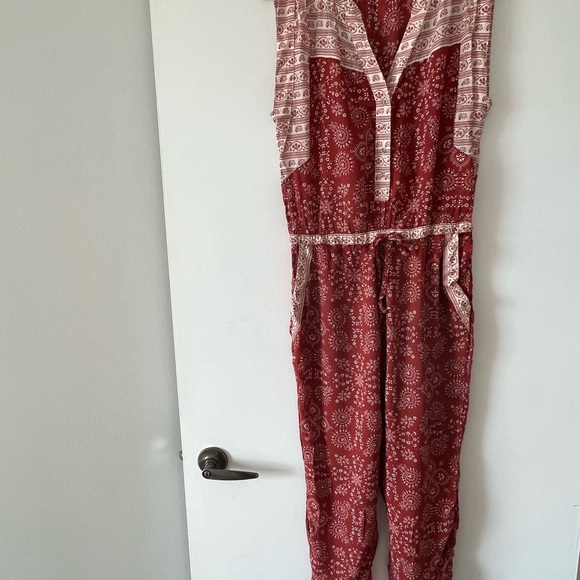 Abercrombie Paisley Red Jumpsuit Size S - Picture 7 of 7